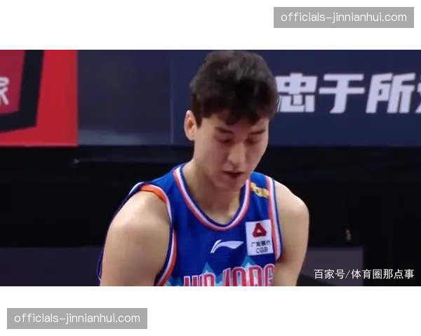 新疆遭遇四连败季后赛岌岌可危 阵容不整导致轮换体系崩盘